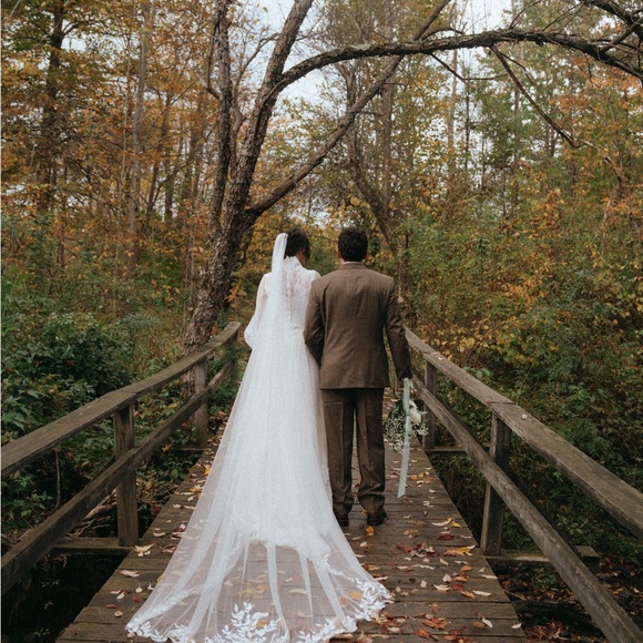 Vintage wedding gown - Picture 5 of 8